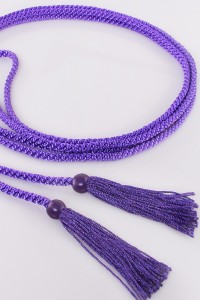 Cingulum with violet tassels