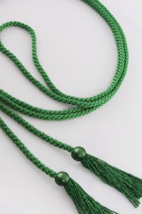 Cingulum with green tassels