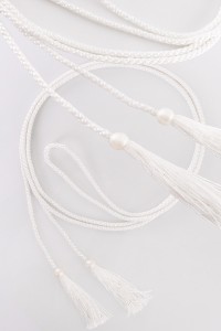 Cingulum with white tassels