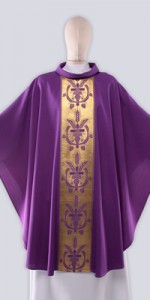 Violet Chasubles with Ornaments - Chasubles - Liturgical-Clothing.com